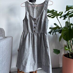 Urban Outfitters - linen dress - with pockets - size 4
